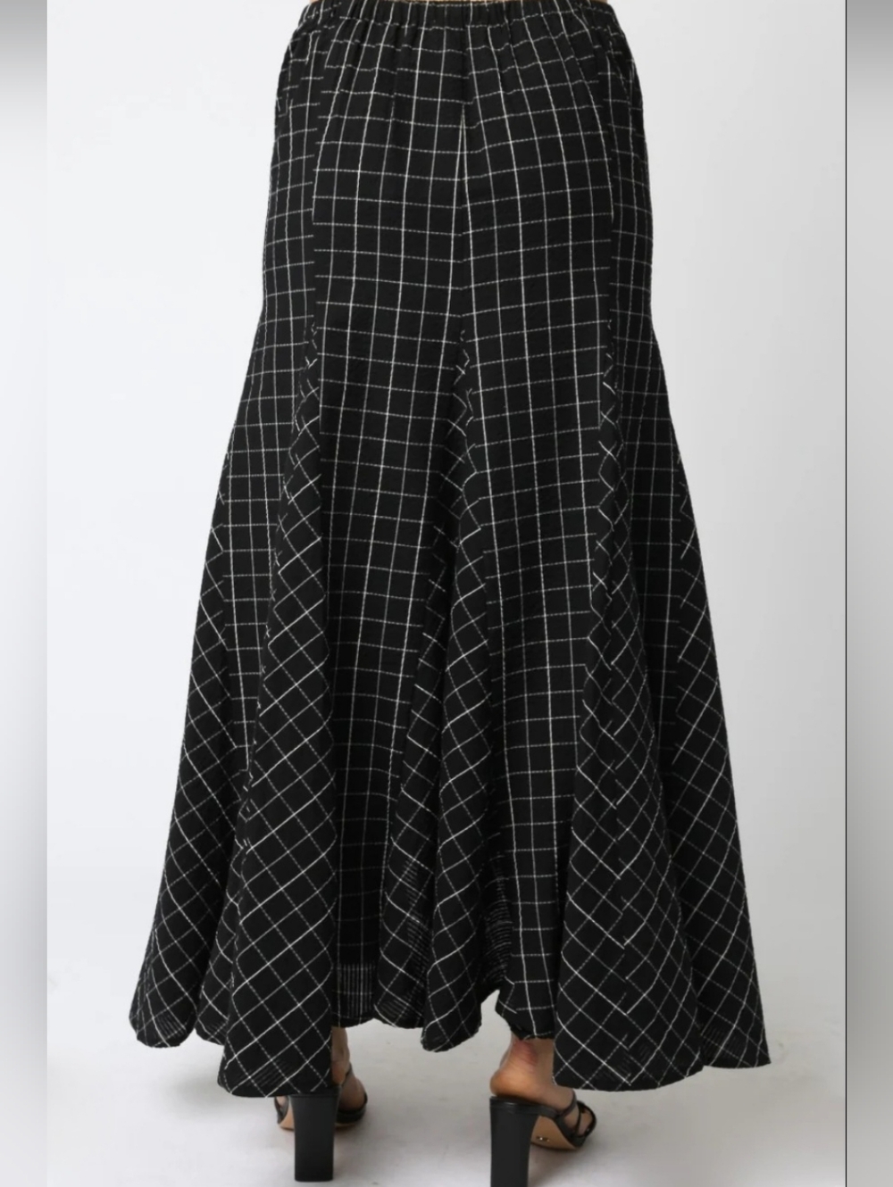 Lapis Women's Black Patterned A-Line Skirt ~ Size Medium